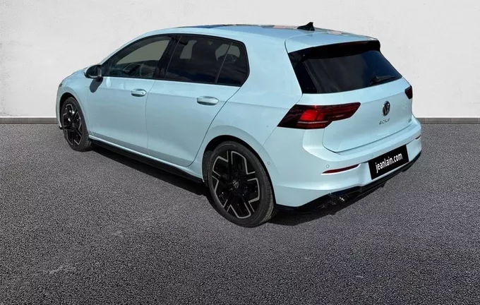 VOLKSWAGEN GOLF 1.5 eTSI EVO2 150 DSG7 R-Line Edition extérieur trois quart arrière gauche 9540