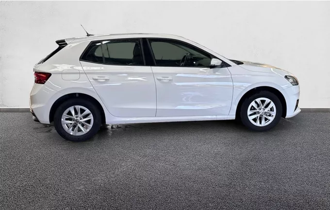 SKODA FABIA 1.0 MPI 80 ch BVM5 Ambition extérieur côté droit 2125745