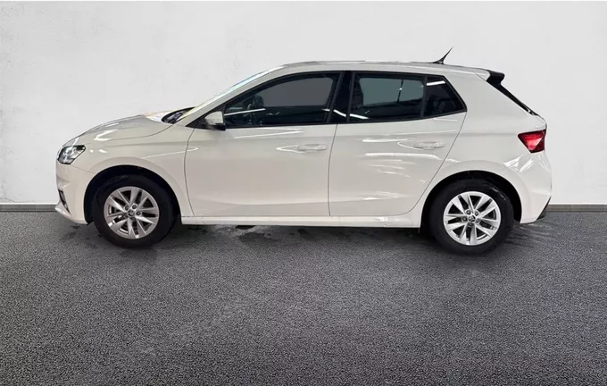SKODA FABIA 1.0 MPI 80 ch BVM5 Ambition extérieur trois quart arrière gauche 2125745
