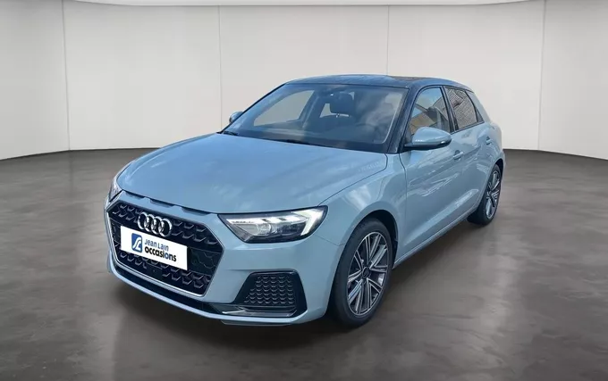 AUDI A1 Sportback 30 TFSI 116 ch S tronic 7 Design extérieur trois quart avant gauche 2133061