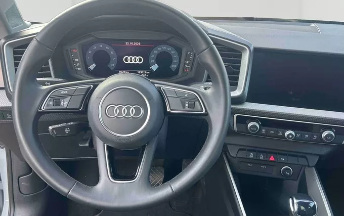 AUDI A1 Sportback 30 TFSI 116 ch S tronic 7 Design photo 12 2133061
