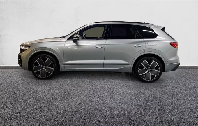 VOLKSWAGEN TOUAREG 3.0 V6 eHybrid 462 ch Tiptronic 8 4Motion R extérieur trois quart arrière gauche 2128385