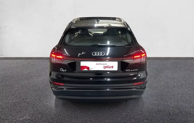AUDI Q4 E-TRON 40 204 ch 82 kWh S line extérieur arrière 2129902