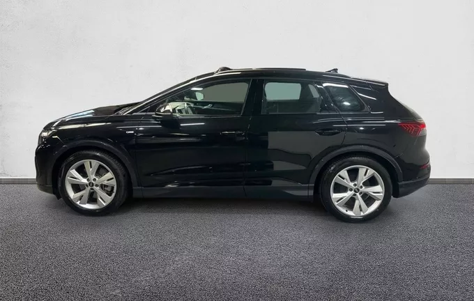 AUDI Q4 E-TRON 40 204 ch 82 kWh S line extérieur côté gauche 2129902