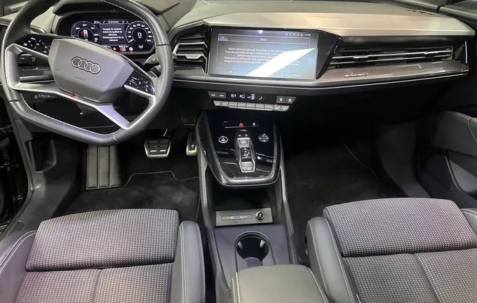 AUDI Q4 E-TRON 40 204 ch 82 kWh S line photo 18 2129902