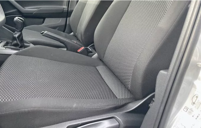 VOLKSWAGEN POLO 1.0 TSI 95 S&S BVM5 extérieur trois quart arrière droit 2125336