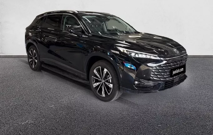 MG EHS 1.5T PHEV 272 ch Luxury extérieur trois quart avant droit 7251