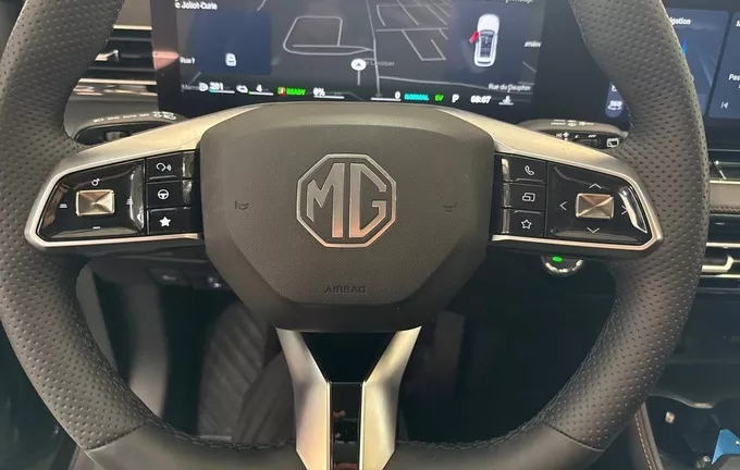 MG EHS 1.5T PHEV 272 ch Luxury photo 12 7251