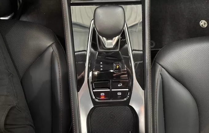 MG EHS 1.5T PHEV 272 ch Luxury photo 13 7251