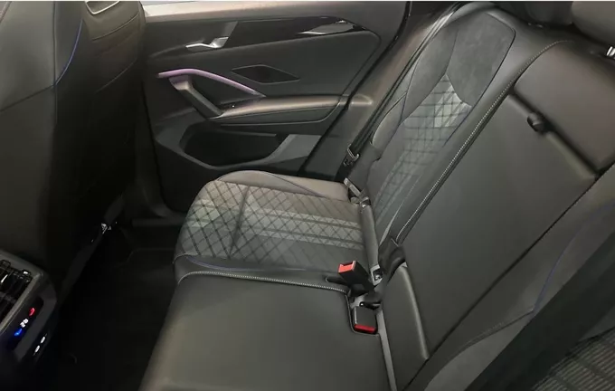 VOLKSWAGEN TIGUAN 1.5 eTSI 150ch DSG7 R-Line Edition extérieur arrière 2132108