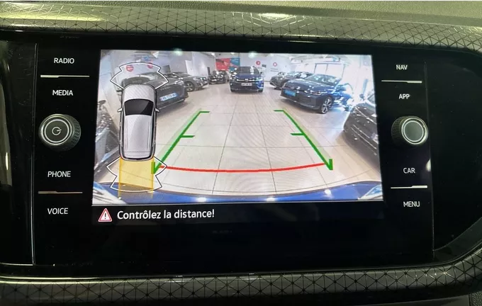 VOLKSWAGEN T-CROSS 1.0 TSI 110 Start/Stop BVM6 R-Line Tech photo 21 2130530