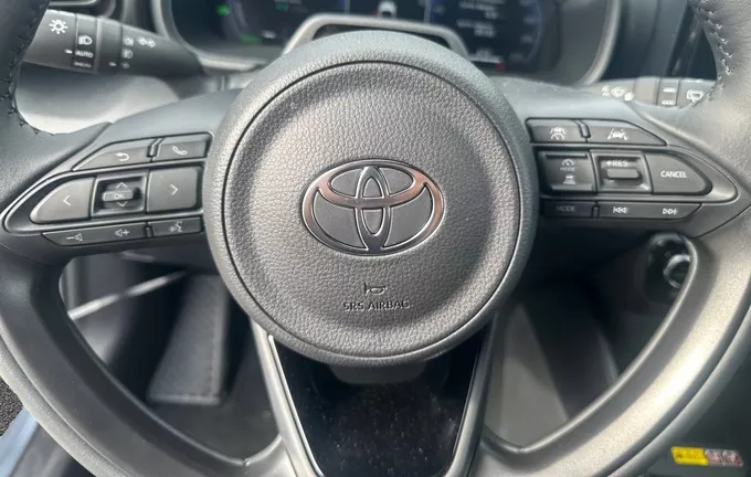 TOYOTA YARIS Hybride 130h Collection photo 12 169291