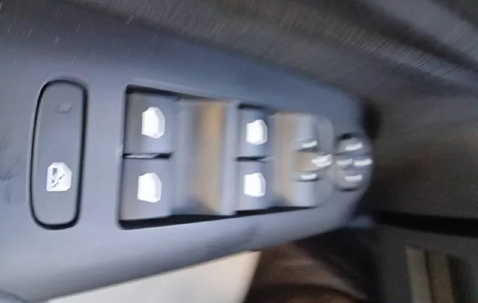 CITROEN C5 AIRCROSS Hybride Rechargeable 225 S&S e-EAT8 Feel photo 19 946138