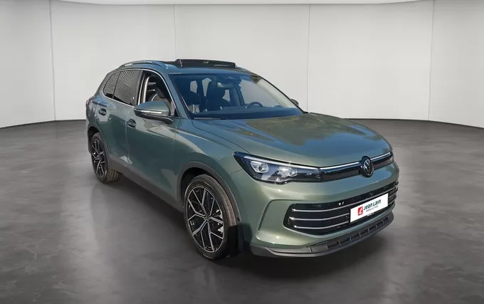 VOLKSWAGEN TIGUAN 1.5 eTSI 150ch DSG7 Elegance extérieur trois quart avant droit 5758
