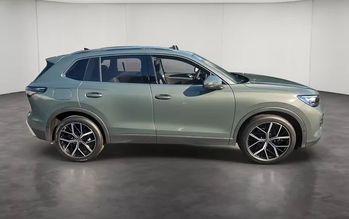 VOLKSWAGEN TIGUAN 1.5 eTSI 150ch DSG7 Elegance extérieur côté droit 5758