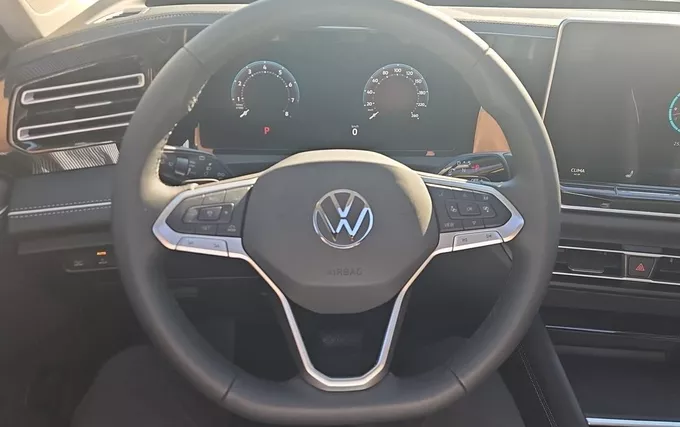 VOLKSWAGEN TIGUAN 1.5 eTSI 150ch DSG7 Elegance photo 12 5758