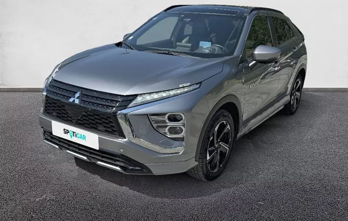 MITSUBISHI ECLIPSE CROSS MY21 Eclipse Cross 2.4 MIVEC PHEV Twin Motor 4WD Instyle extérieur trois quart avant gauche 945844