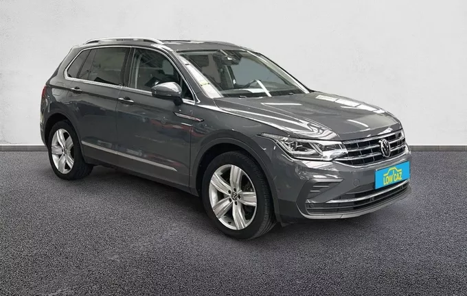 VOLKSWAGEN TIGUAN 2.0 TDI 200ch DSG7 4Motion Elegance extérieur trois quart avant droit 213630