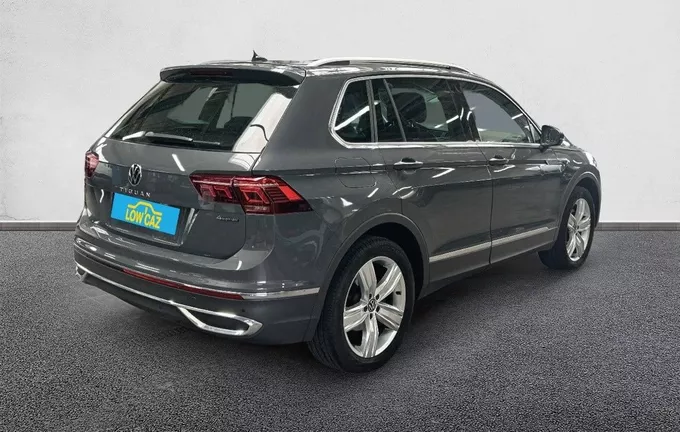 VOLKSWAGEN TIGUAN 2.0 TDI 200ch DSG7 4Motion Elegance extérieur trois quart arrière droit 213630