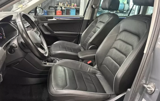 VOLKSWAGEN TIGUAN 2.0 TDI 200ch DSG7 4Motion Elegance photo 12 213630