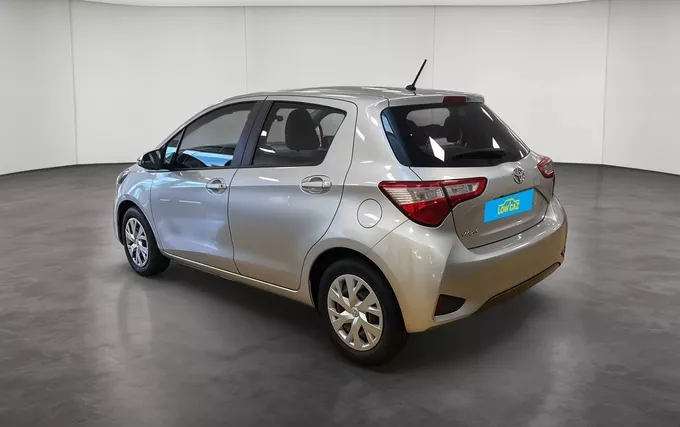TOYOTA YARIS 110 VVT-i France Connect extérieur trois quart arrière gauche 1103881