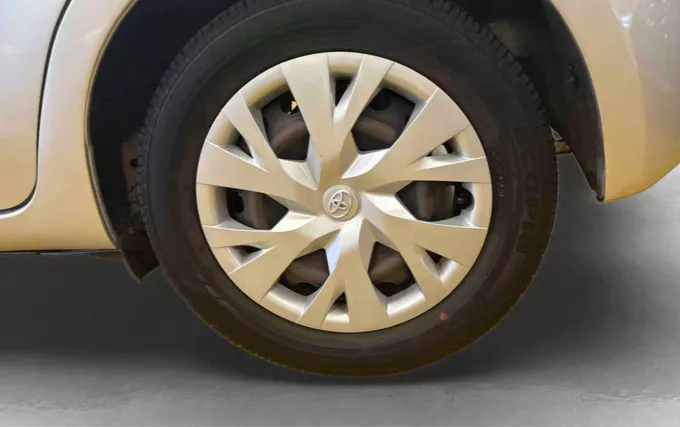 TOYOTA YARIS 110 VVT-i France Connect photo 9 1103881