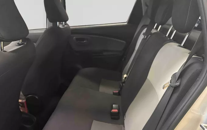 TOYOTA YARIS 110 VVT-i France Connect photo 17 1103881