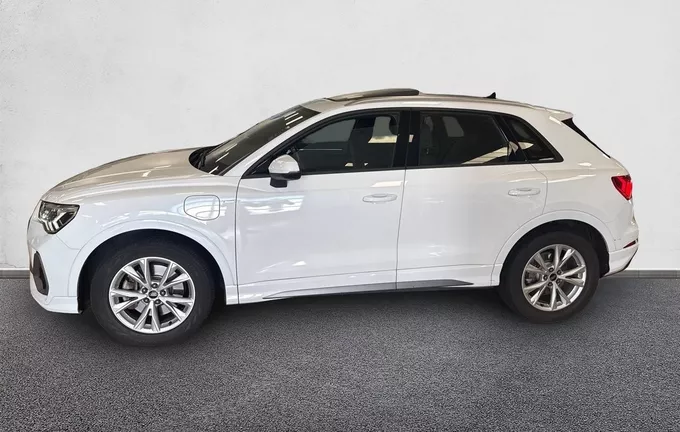AUDI Q3 45 TFSIe 245 ch S tronic 6 S line extérieur côté gauche 213374
