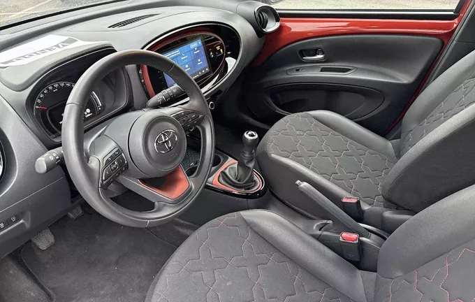 TOYOTA AYGO X 1.0 VVT-i 72 Collection photo 11 1103289