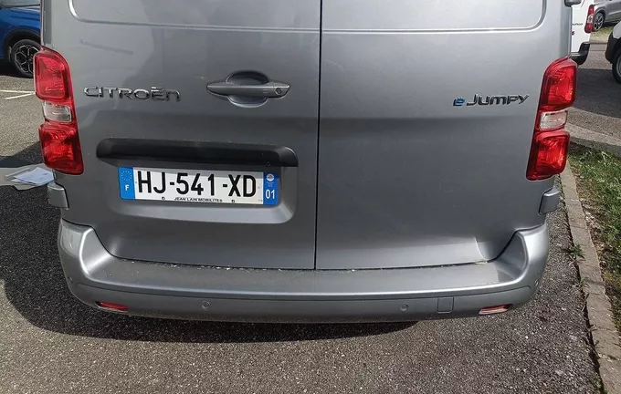 CITROEN E-JUMPY FOURGON E-JUMPY FGN TYPE-H PACK TAILLE M 136 CH 75 KWH photo 17 990516