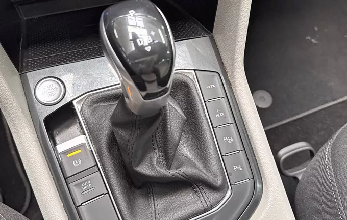 VOLKSWAGEN TIGUAN 1.4 eHybrid 245ch DSG6 Elegance photo 18 211952