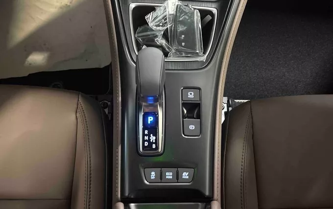 LEXUS LBX 2WD Elegant photo 13 237388