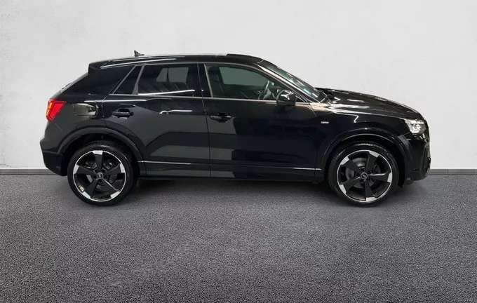 AUDI Q2 35 TFSI 150 S tronic 7 S line Plus extérieur côté droit 2130923