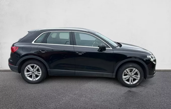 AUDI Q3 35 TFSI 150 ch S tronic 7 Design extérieur côté droit 2125949