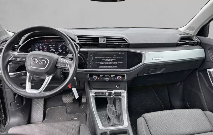 AUDI Q3 35 TFSI 150 ch S tronic 7 Design photo 18 2125949