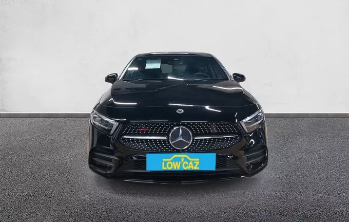 MERCEDES CLASSE A 200 7G-DCT AMG Line extérieur avant 213153