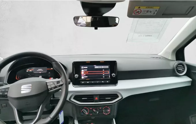 SEAT ARONA 1.0 TSI 95 ch Start/Stop BVM5 Edition extérieur trois quart avant droit 2125939
