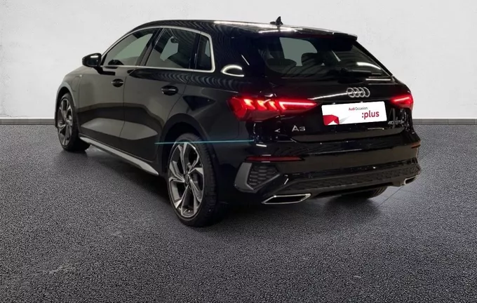 AUDI A3 Sportback 40 TFSIe 204 S tronic 6 S Line extérieur trois quart arrière gauche 2126846