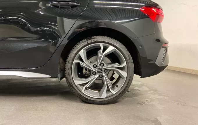 AUDI A3 Sportback 40 TFSIe 204 S tronic 6 S Line photo 9 2126846
