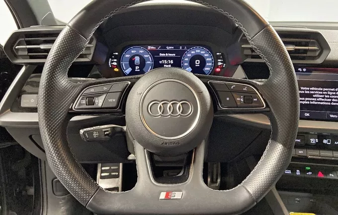 AUDI A3 Sportback 40 TFSIe 204 S tronic 6 S Line photo 12 2126846