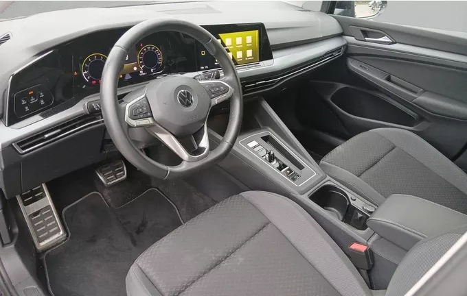 VOLKSWAGEN GOLF 1.0 eTSI OPF 110 DSG7 Active photo 13 2130306
