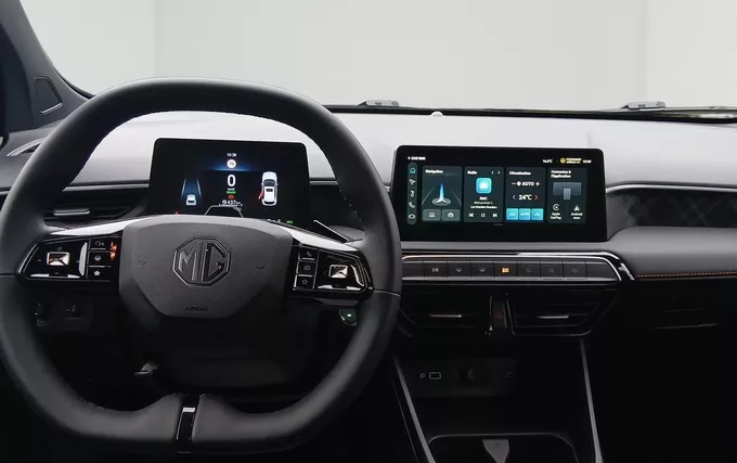 MG MG3 1.5 L Hybrid+ 195 ch Luxury photo 15 7668