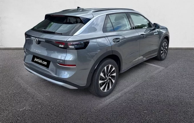VOLKSWAGEN T-ROC 1.5 eTSI EVO2 Hybrid 116 ch DSG7 Life extérieur trois quart arrière droit 6521