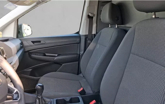VOLKSWAGEN UTILITAIRES CADDY CARGO 2.0 TDI 102 BVM6 BUSINESS 1ST EDITION extérieur arrière 106088