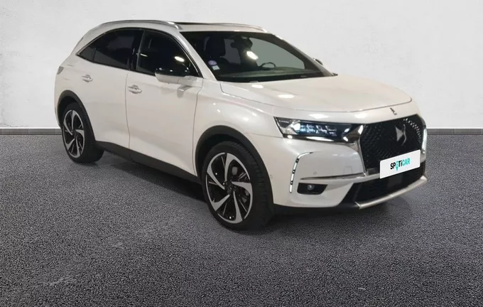 DS DS7 CROSSBACK PureTech 180 EAT8 Rivoli extérieur trois quart avant droit 946296