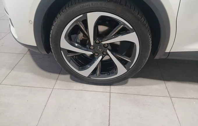 DS DS7 CROSSBACK PureTech 180 EAT8 Rivoli photo 13 946296