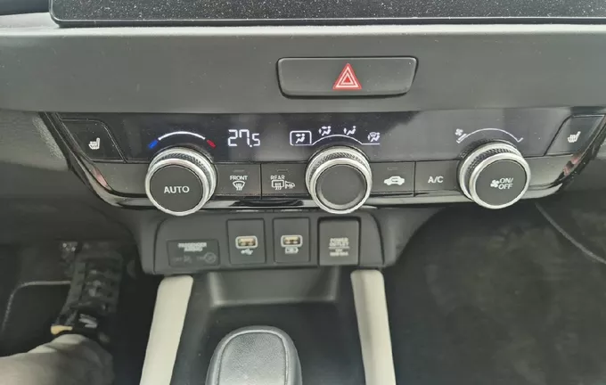 HONDA JAZZ e:HEV 1.5 i-MMD Exclusive photo 14 13618