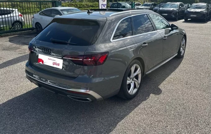 AUDI A4 Avant 35 TFSI 150 S tronic 7 S line photo 25 2131222