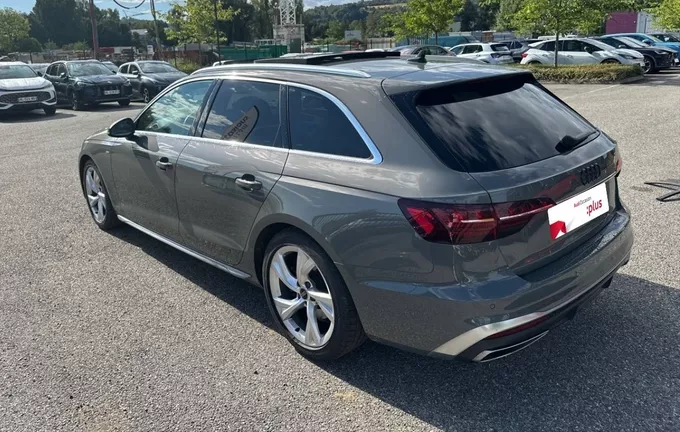 AUDI A4 Avant 35 TFSI 150 S tronic 7 S line photo 27 2131222