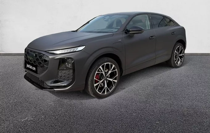 AUDI Q3 Sportback e-hybrid 272 ch S tronic 6 S line extérieur trois quart avant gauche 9383